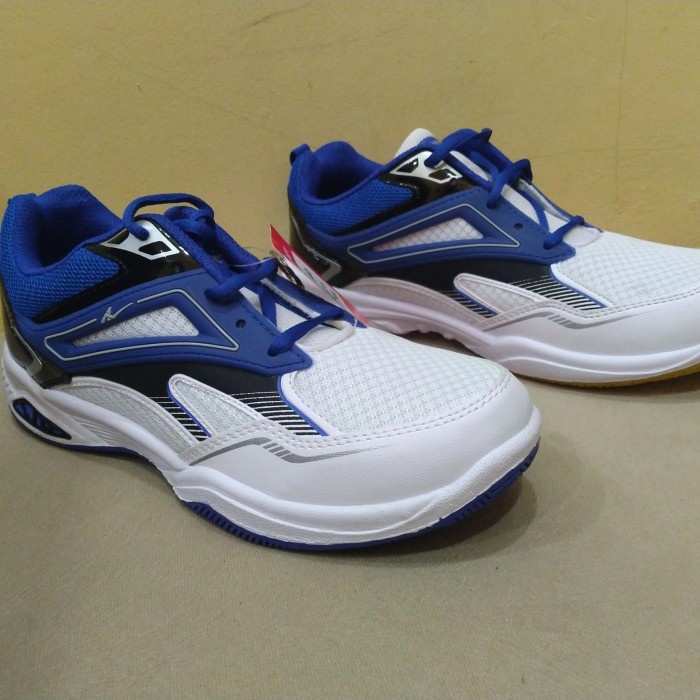 sepatu badminton sepatu olahraga pro att