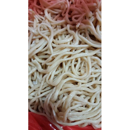 

Mie mentah kiloan