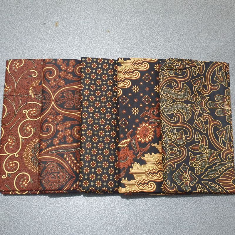 KAIN BATIK SOGA KUNING INDONESIA