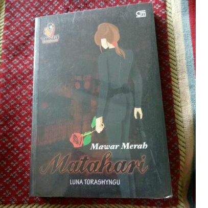 Mawar Merah Matahari