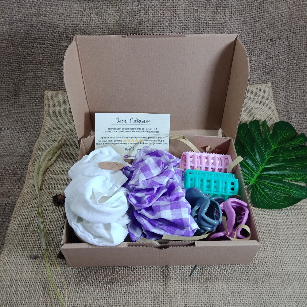 

GIRLS HAMPERS / HAMPERS KEKINIAN / HAMPERS MURAH