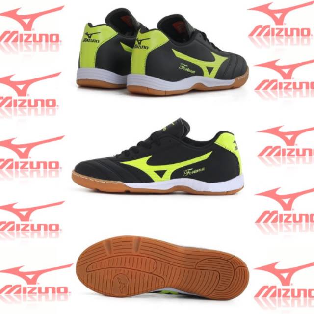 mizuno futsal shoes japan