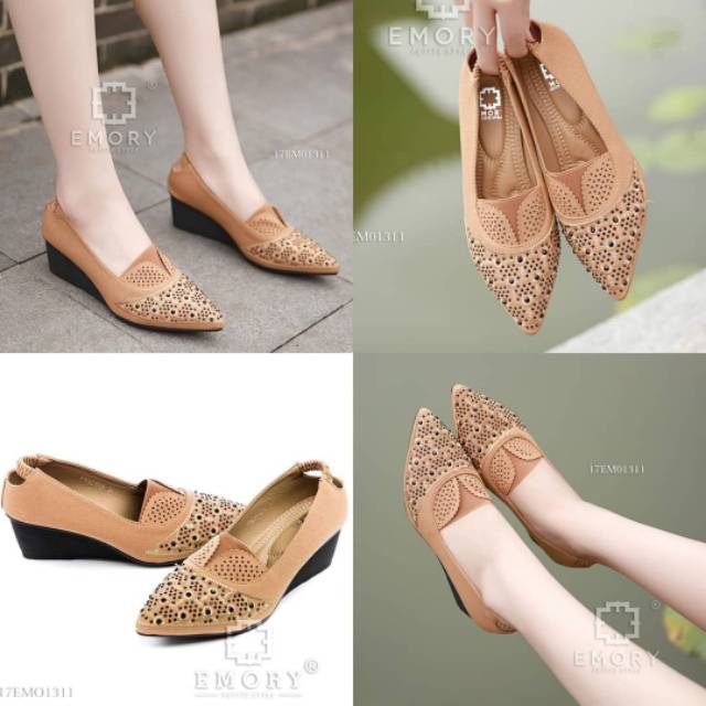 Emory Flat Shoes