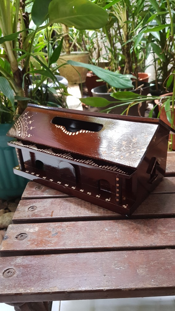Box Tisu Kayu Jati Bentuk Rumah - 30x14x14 Cm