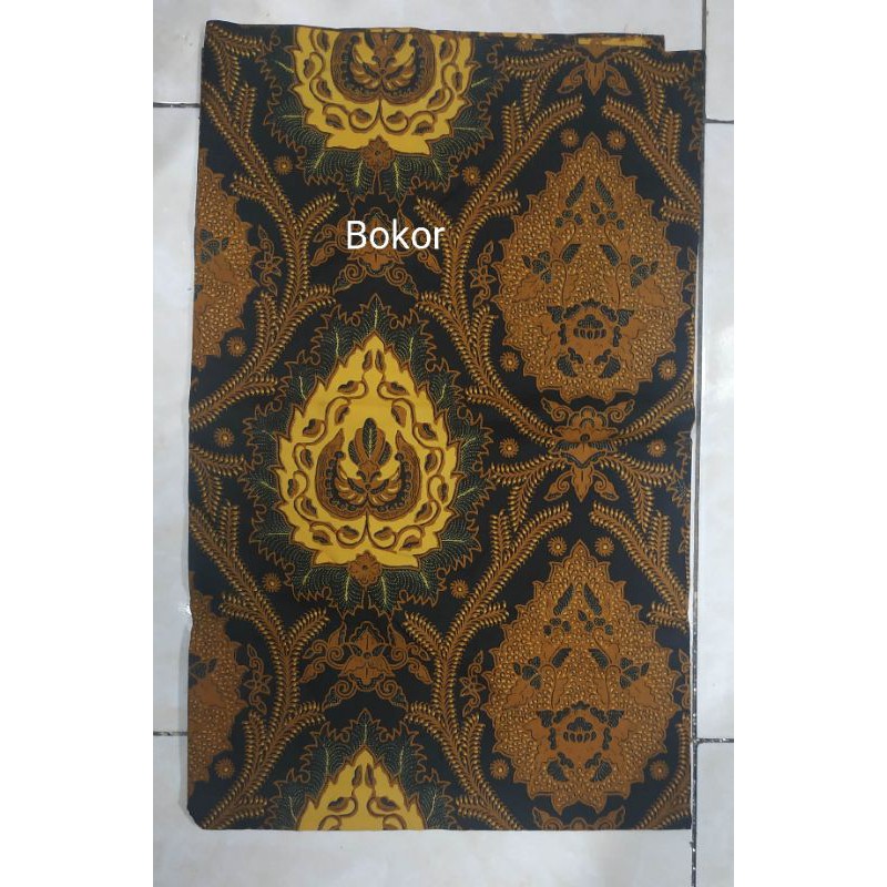 Jarik Batik Motif Bokor