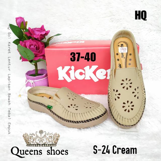 Sepatu slop wanita kickers S24