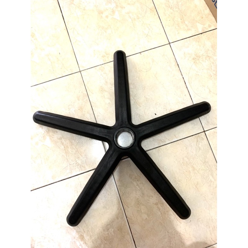 KakiKursiKantorStaff