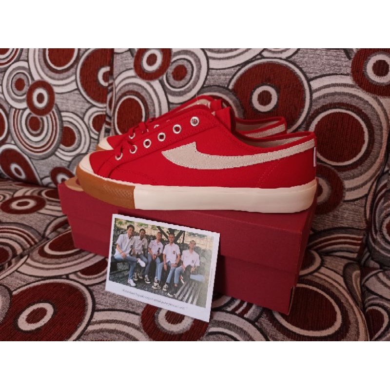 Retail Compass Gazelle Red Gum Low - 42