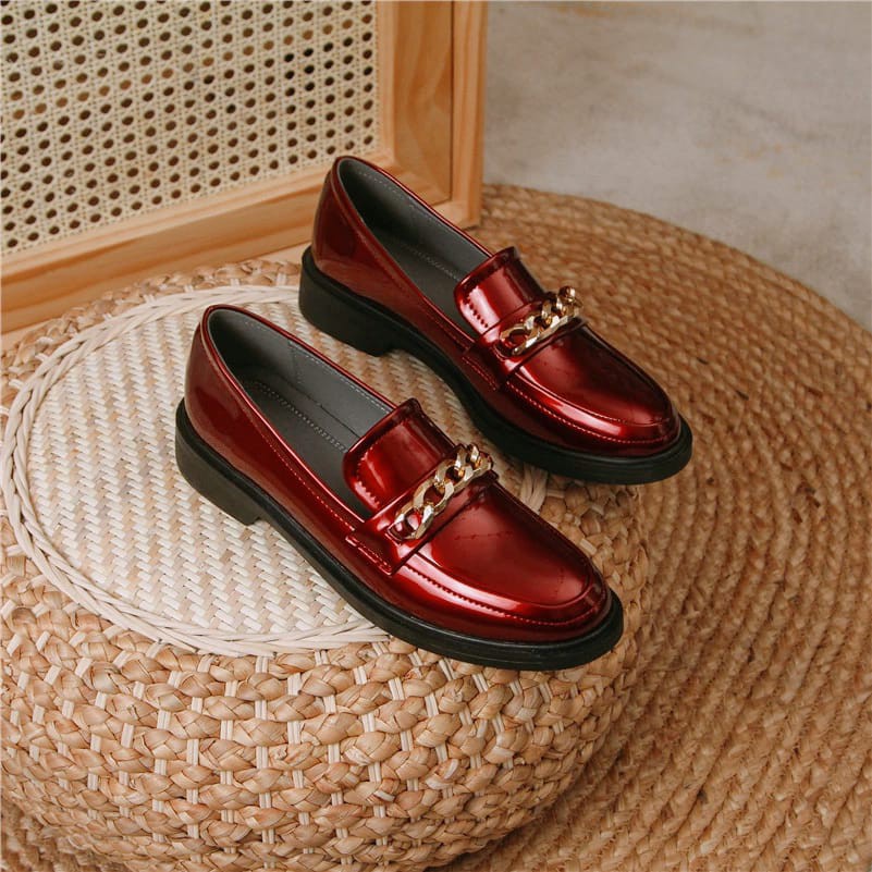 SEPATU WANITA DOCMART LOAFERS / SEPATU FLAT HAK FASHION RANTAI BEST SELLER PREMIUM