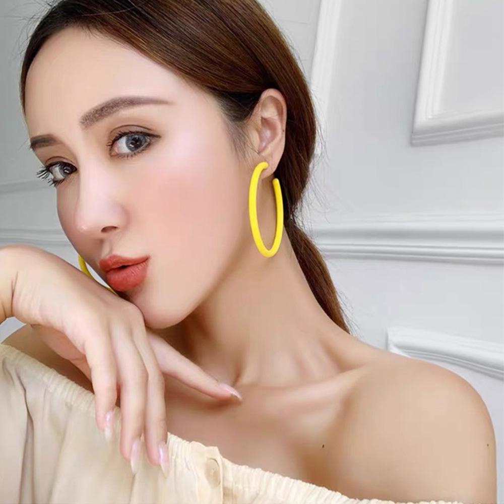 Mxbeauty Anting Hoop Fashion Multicolor Kepribadian Bulat Geometris Sederhana Perhiasan Wanita