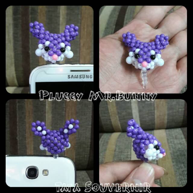 Pluggy / Earplug / Gantungan Hp Mr.Bunny