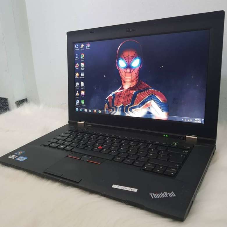 LAPTOP LENOVO i5 RAM 4 GB HDD 320GB BEKAS SECOND