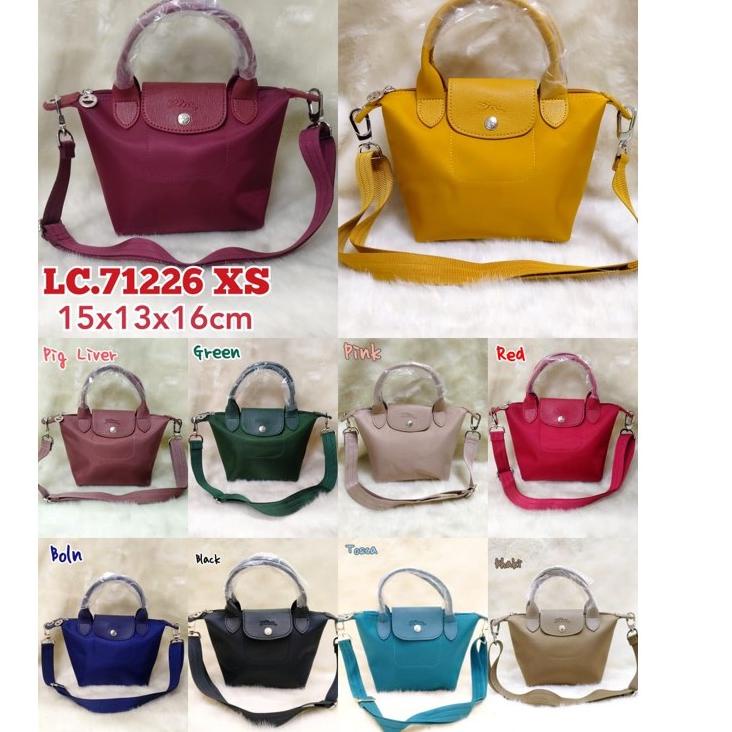 

Telah Hadir.. Lc xs parasut uk 18x18cm