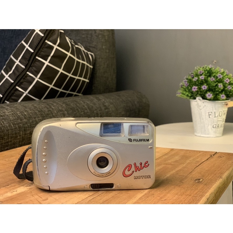 Bahan Kamera Analog Minus Fujifilm Chic Motor