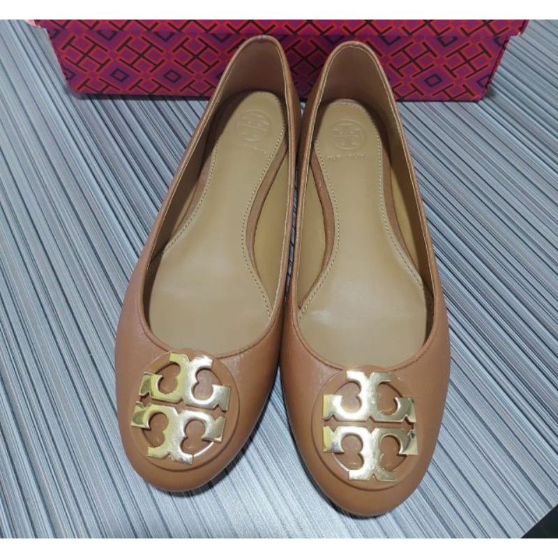 sepatu tory burch original