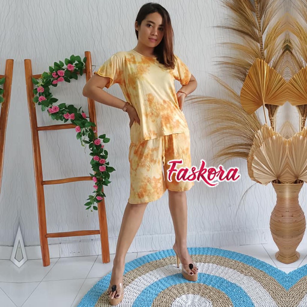 Setelan Kaos Wanita Celana Pendek Jumbo Bercak / Set Tie dye Jumbo Lengan Pendek