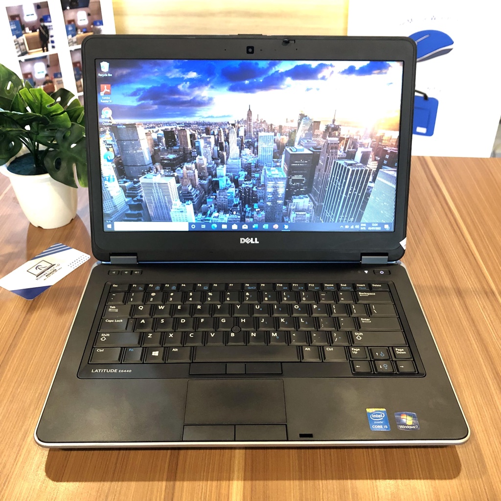 DELL LATITUDE i5 Ram 4 GB HDD 500 GB Second Bekas