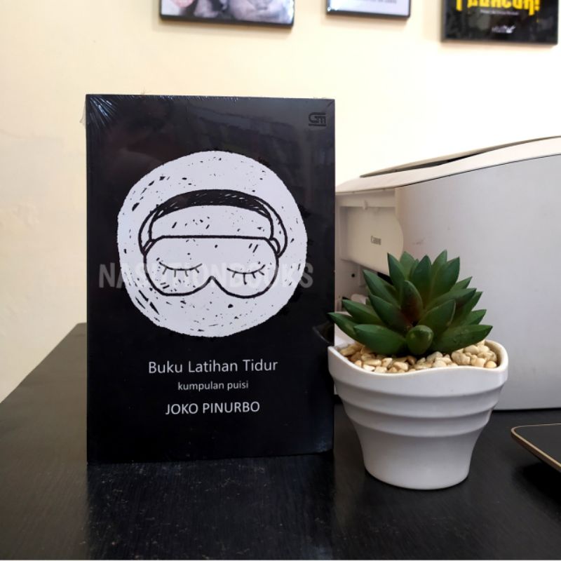 Nasutionbooks – Buku Latihan Tidur Joko Pinurbo — Gramedia