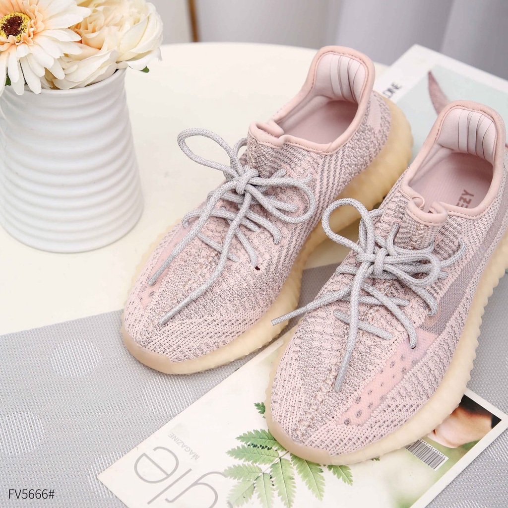 Ads Yeezy Boots 350 V2 Synth  (Reflective) Women FV5666