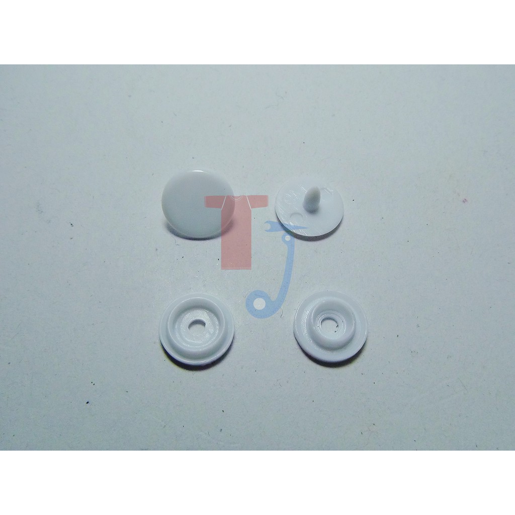 

Kancing Snap Plastik 1010 Putih
