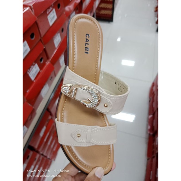 wedges calbi