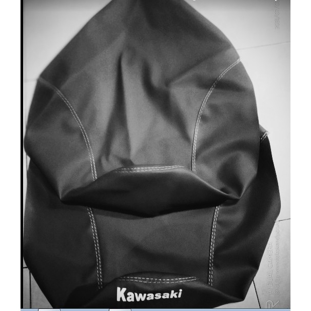 kulit jok w175 polos/SARUNG JOK MOTOR logo KAWASAKI W175 ukuran standart
