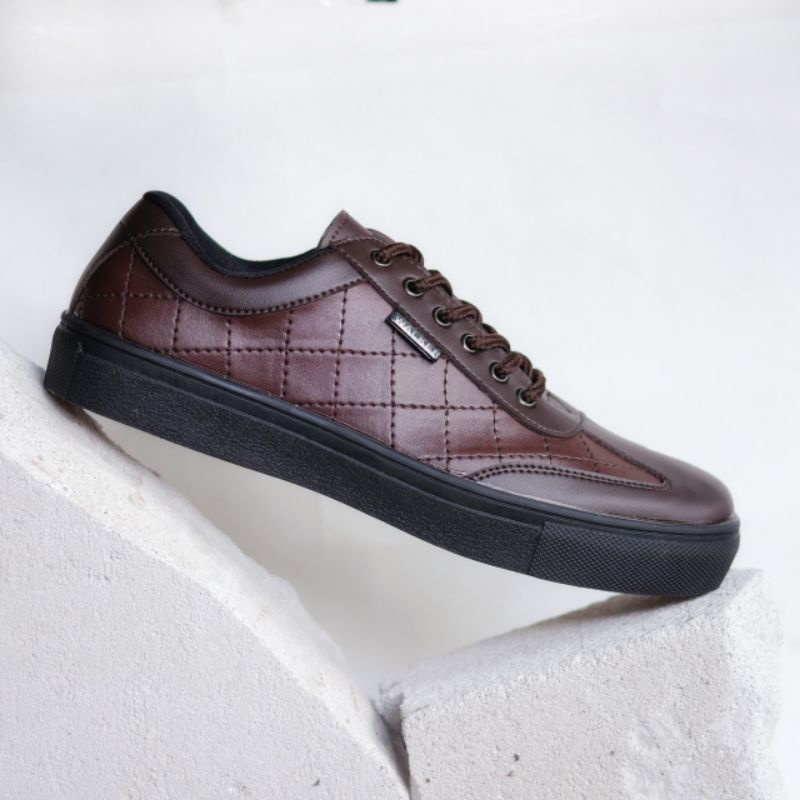 PEDRO - SEPATU CASUAL PRIA KuLIT ASLI SNEAKERS PRIA KETS SEPATU NONGKRONG KULIAH SEKOLAH SEPATU SEKO