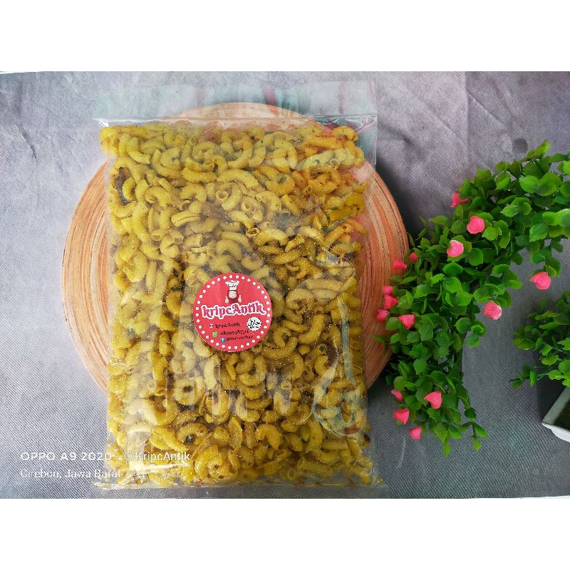 

Makaroni Bantat Kaca/ Makaroni Pedas/ 500g