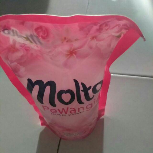 Molto Pewangi Dan Pelembut Pakaian
