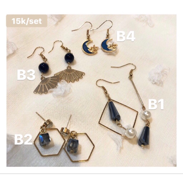 Anting batu biru panjang pendek (something blue)