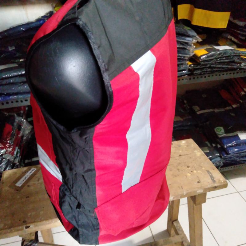 ROMPI SAFETY BAHAN TASLAN FREE LOGO K3 BENDERA MODEL MERAH HSE RESLETING