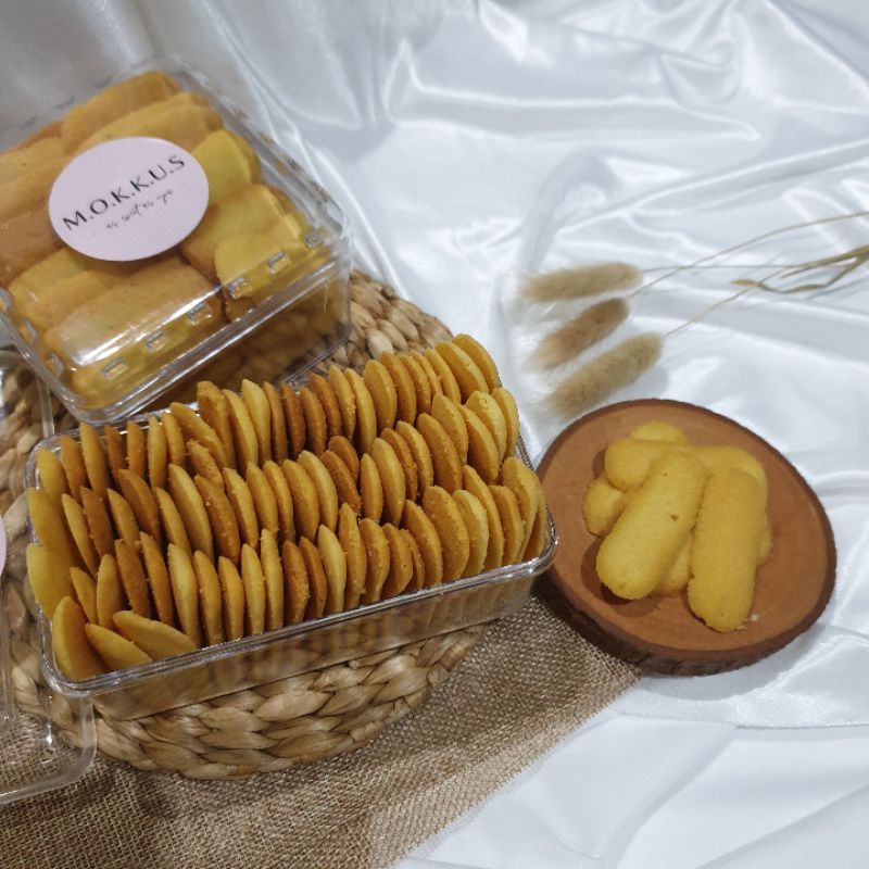 

Lidah Kucing cookies