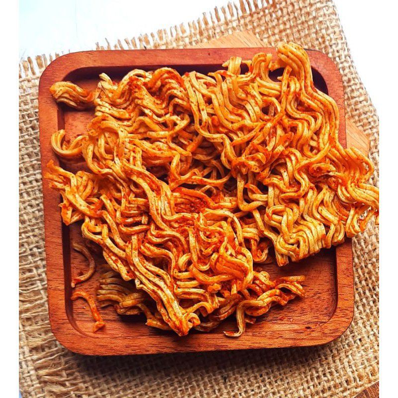 

Mie kremes pedas mie goreng 500gr |