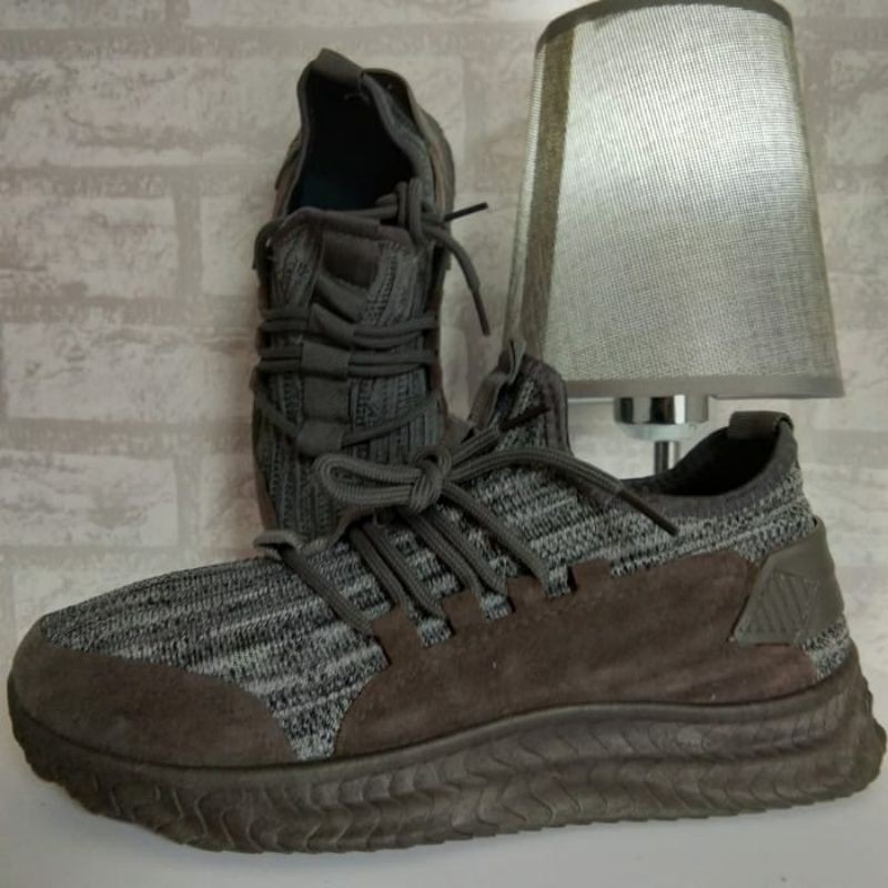 Sepatu Pria Import Sneakers Sepatu Pria Running Sport Sneakers Sepatu Kuliah