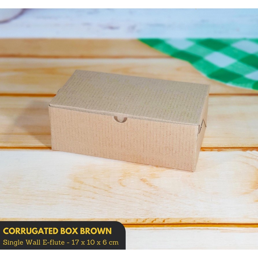 

Dus Kue Kardus Coklat Serbaguna Karton Box Kraft Packaging 17 x 10 x 6 cm