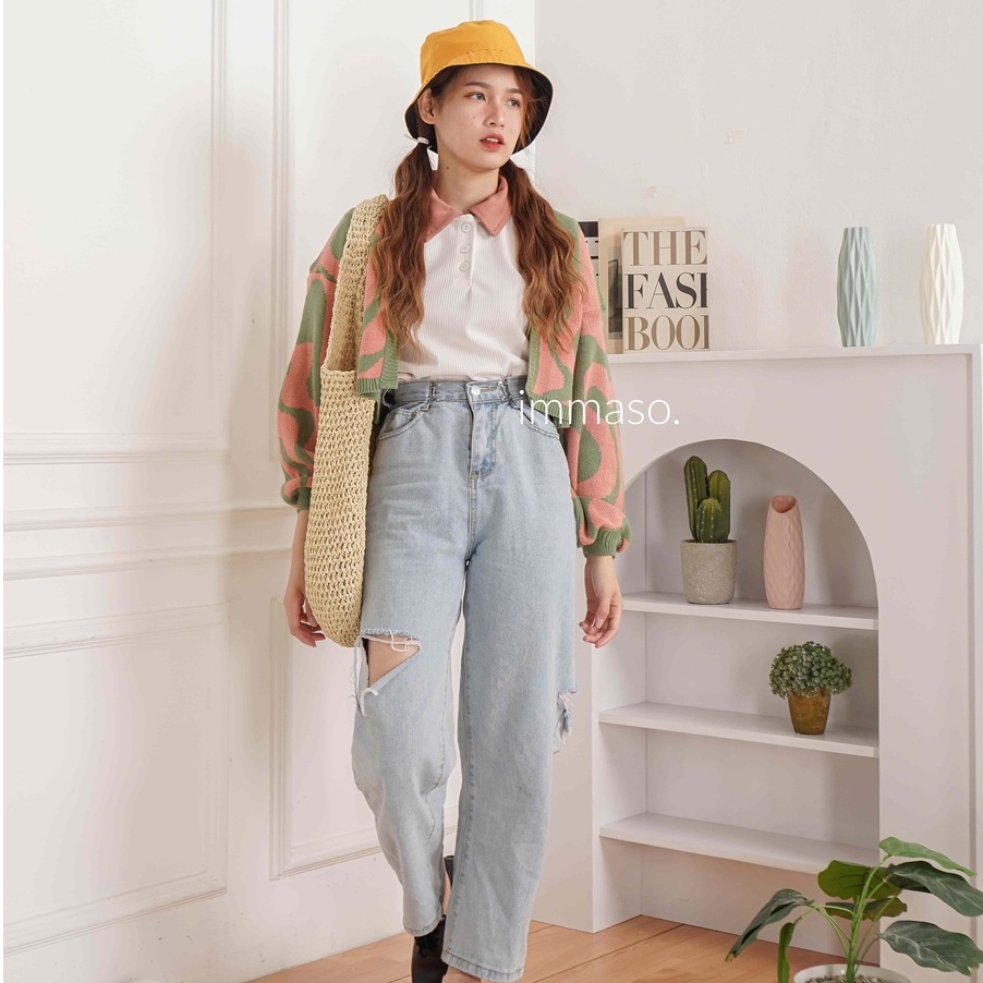 IMMASO | Areum Cardigan Crop Top - Knitwear - Rajut Motif