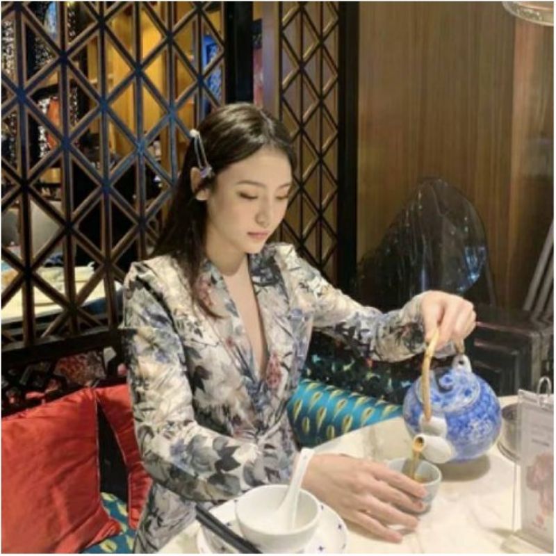 Blazer Model Laudya Chintya Bella