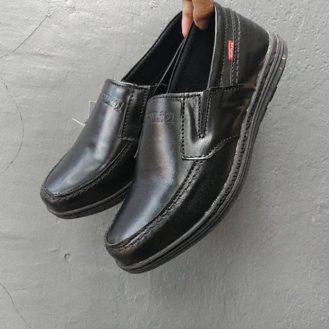 Sepatu Casual Kasual Pria Kulit Asli Original Slip On Kode L5