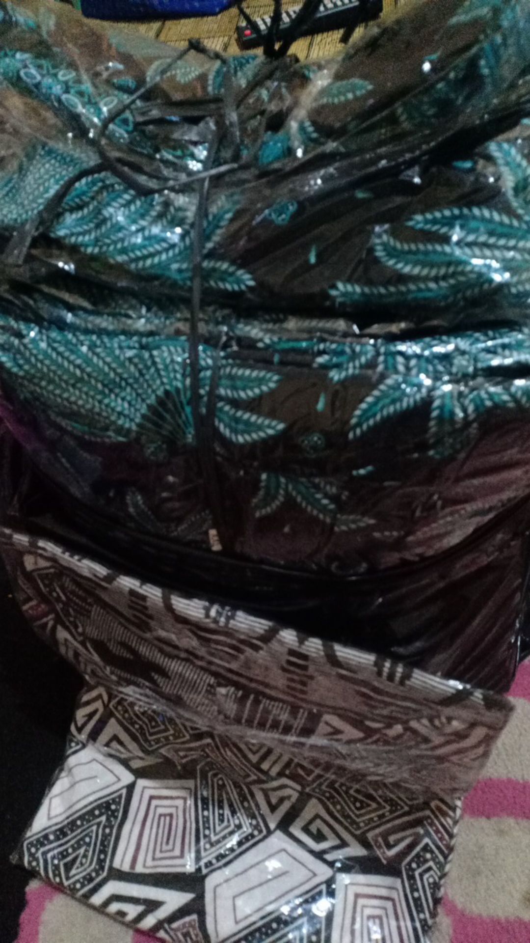 Atasan Batik Dolby Dolbi Dobby Doby Tenun Sutra Tulis Halus Katun Atbm Baron ,sarombit Atasan