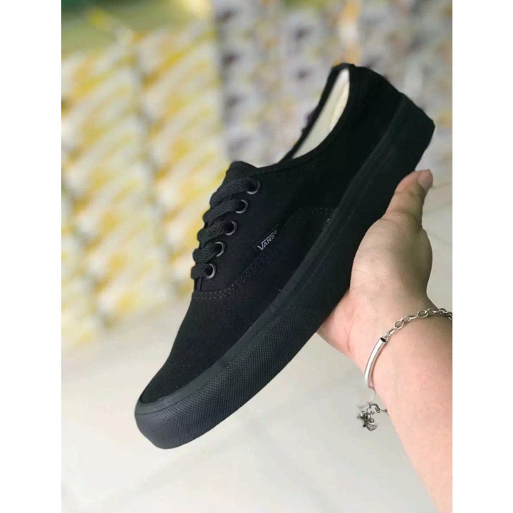 Sepatu casual pria wanita / sepatu sneakers pria wanita pul black