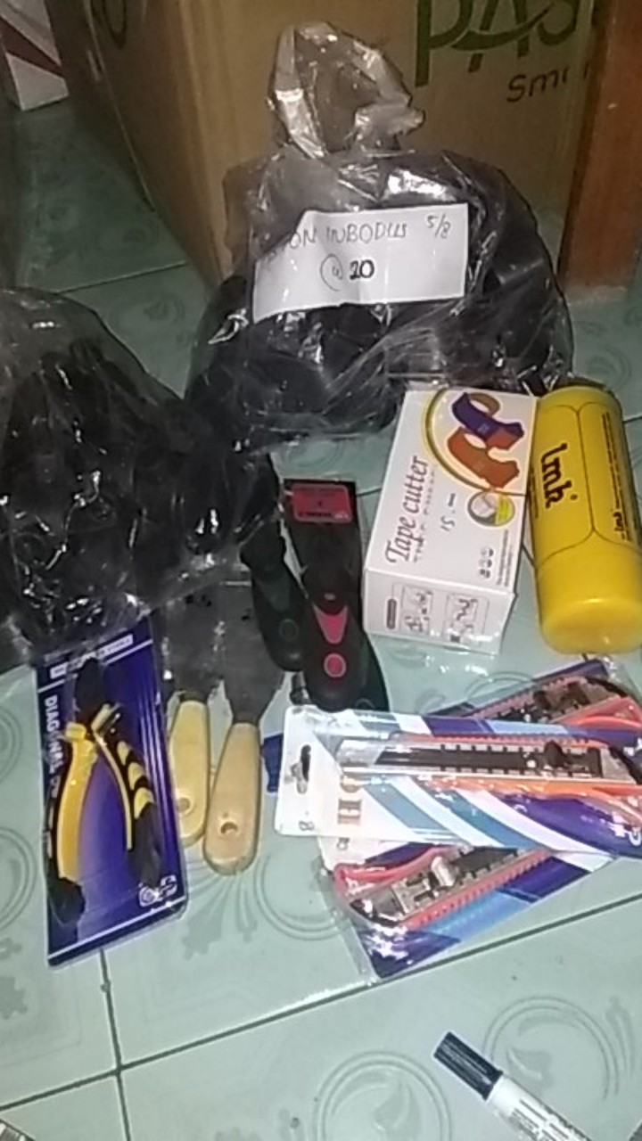 Lmk Lap Kanebo Berserat (tidak Mudah Robek) Daya Serap Tinggi D43x32x0.2cm