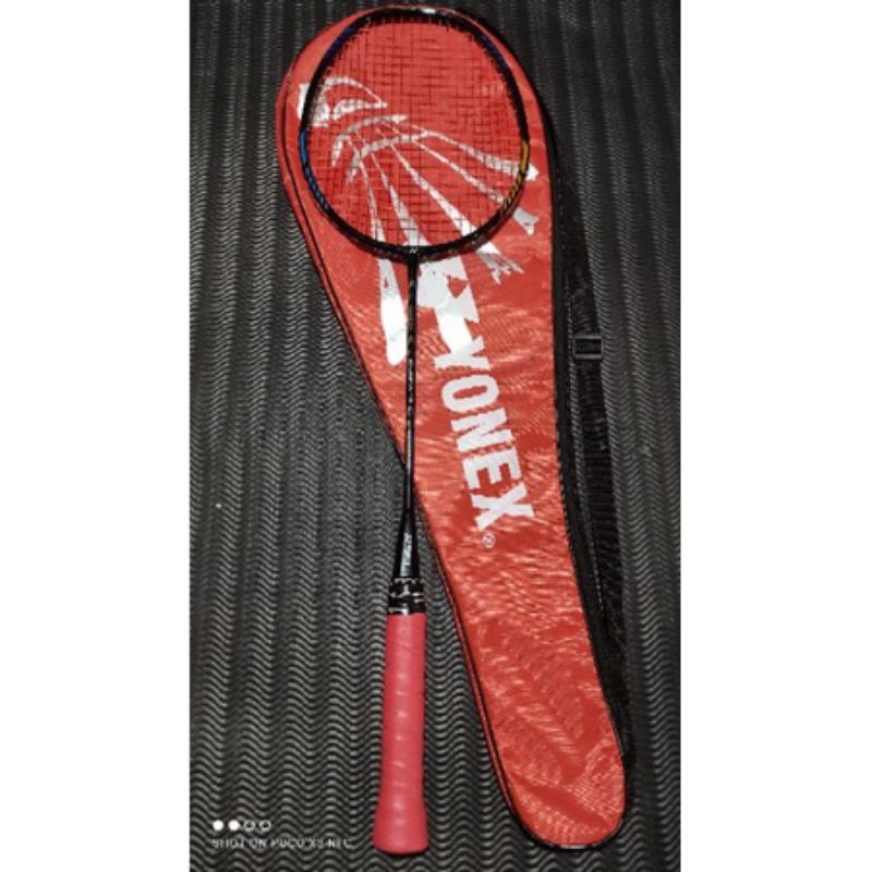 raket Yonex duora 10