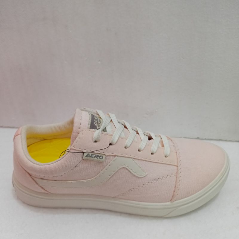 Sepatu Sneakers Wanita Low Tali/Massive Aerostreet/Peach Pastel