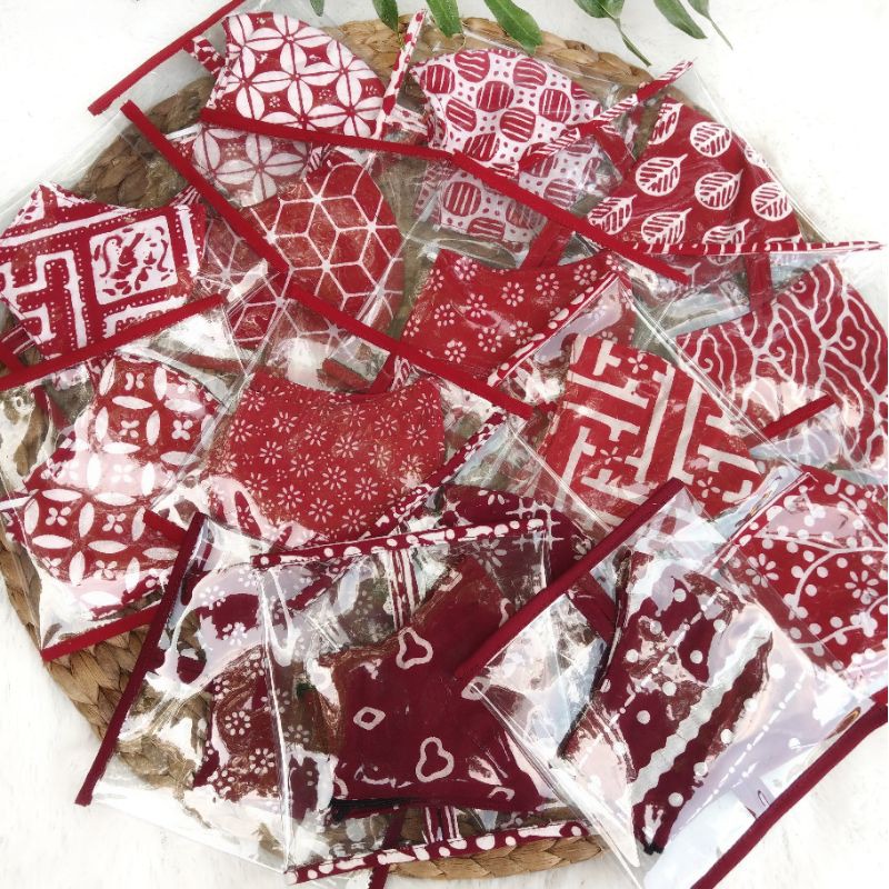 masker kain with pouch/ souvenir masker / souvenir nikah / masker batik cap