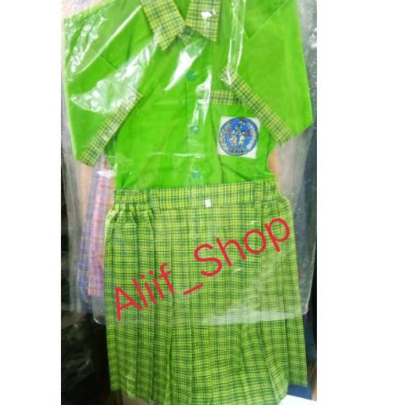 Special Price.. Seragam kombinasi hijau paud/TK
