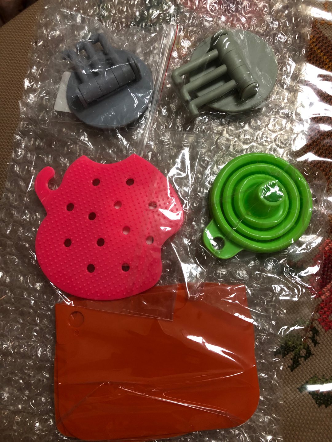 1pc Corong Lipat Mini Bahan Silikon Untuk Memasak