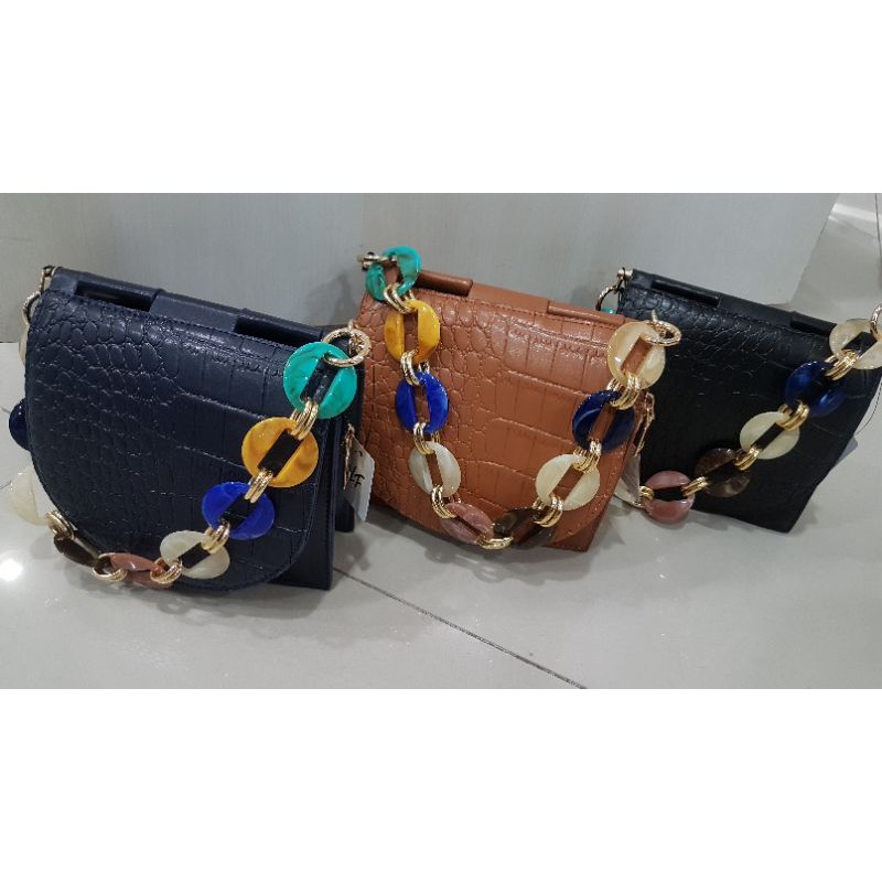 Les Femmes Sling bag Original