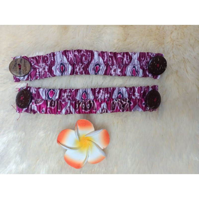 Konektor Masker Pink dan Batik Bhayangkari