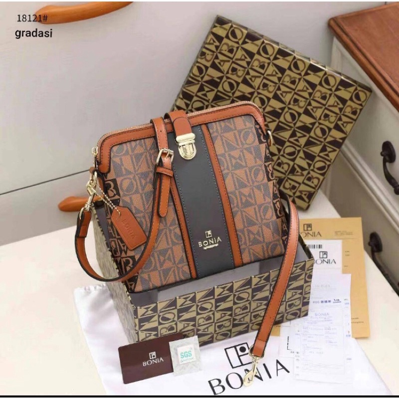 SLINGBAG BONIA GARIS 18121 pa_s