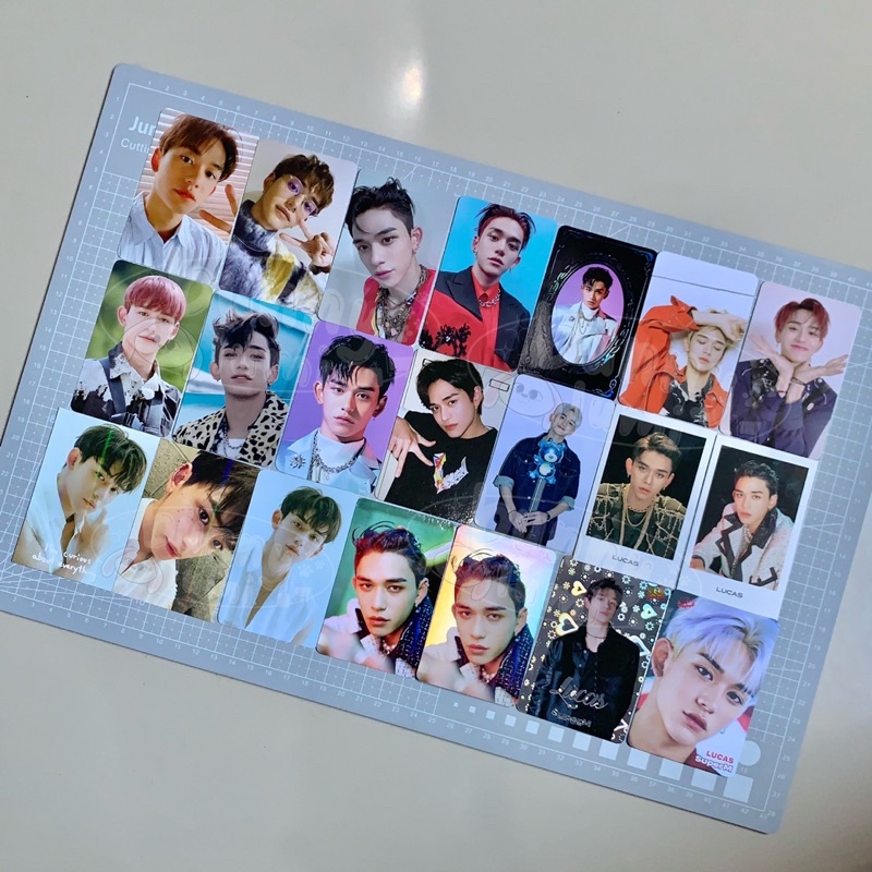 lucas superone totms kihno future departure yearbook fanparty ar flipbook photo holder kick back acr